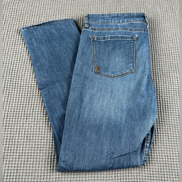 Kut from the Kloth size 12 Catherine Boyfriend Blue Jeans - Picture 6 of 6